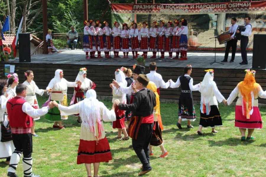 През 2018 година се проведоха редица културни прояви, годишнини и чествания на територията на община Тетевен. Мероприятията бяха в съответствие с Културната програма за 2018 г. на Общината. Изразходените средства са на стойност 57 950 лв., които бяха разпределени за над 50 броя събития.