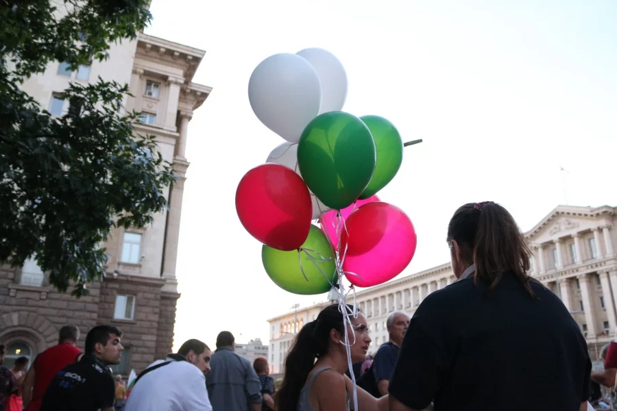 50 дни на протести. Снимки: БГНЕС