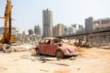 Разчистват останките след взрива в Бейрут