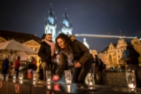 Защо Прага бе осеяна с празни бирени чаши