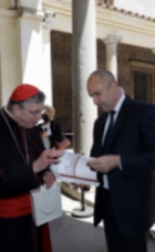 Румен Радев на посещение във Ватикана