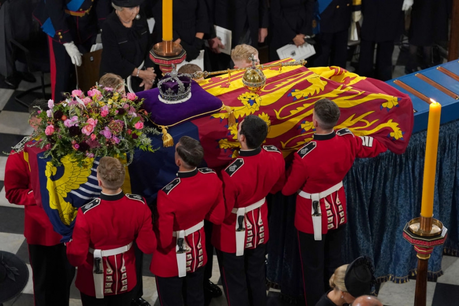 Погребението на кралица Елизабет Втора