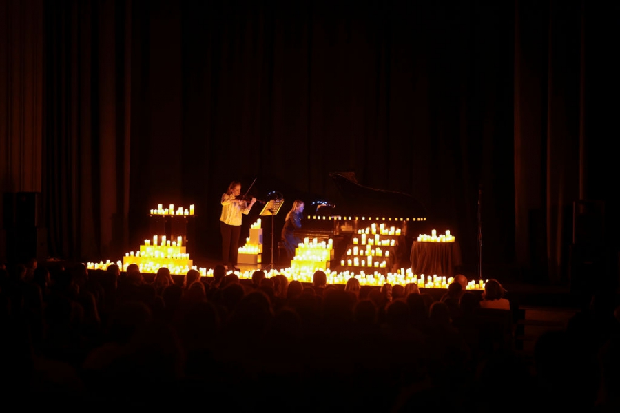 Концерт на свещи в Киев