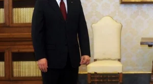 Спуска се завесата пред либерална Унгария