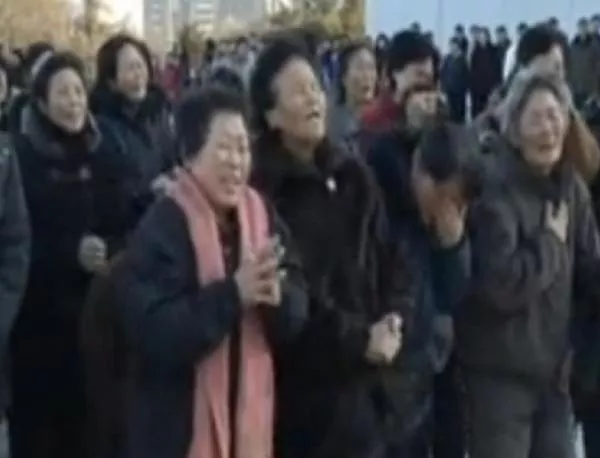 Северна Корея: Горко му на онзи, който не плаче! 