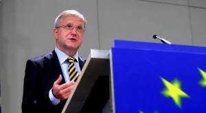 Оли Рен: Гърция ще остане в еврозоната