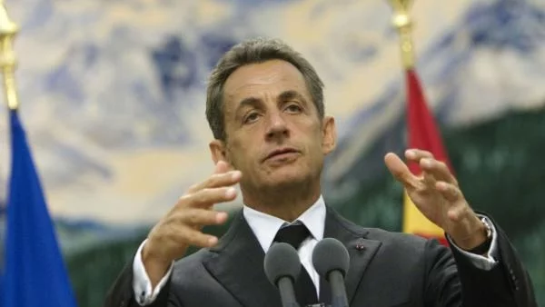 Саркози губи мощ в страната си