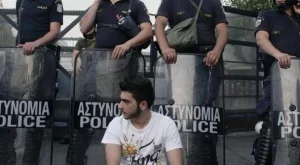 Стачка блокира транспорта в Атина 