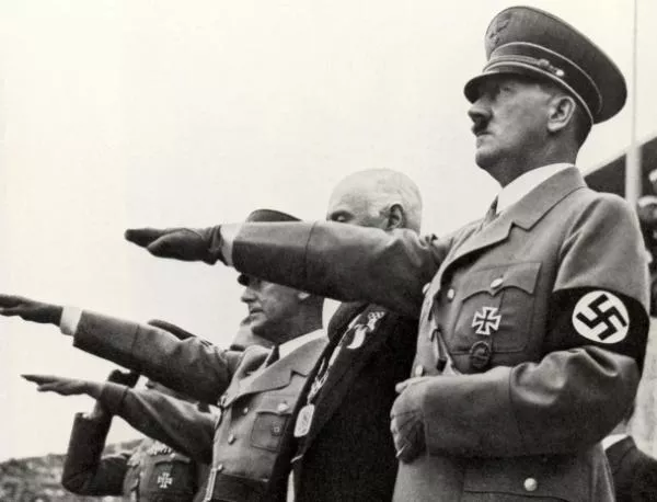 Издават "Моята борба" на Хитлер в Германия