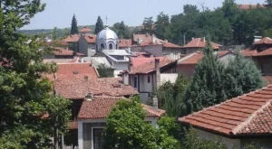 Чужденци търсят имоти в Пазарджишко