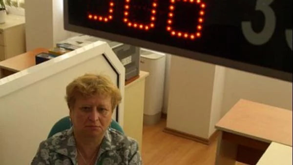 Данъчните ще работят с плаващо работно време до 2 май