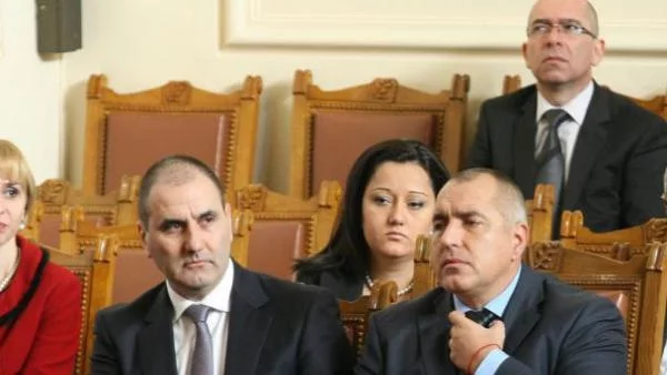 Депутатите обсъждат влизането ни в новия европейски пакт