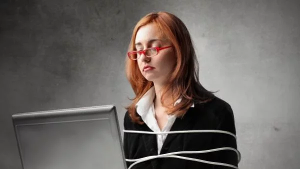 АСТА - бъдеще несподелено