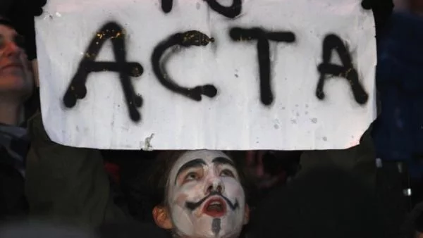 20 000 тръгват на поход срещу ACTA в България