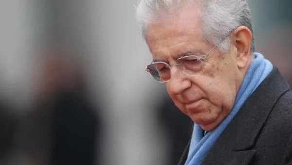 Монти: Еврото дестабилизира Европа