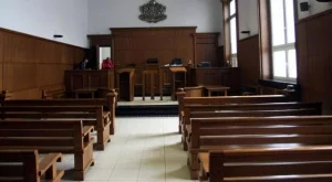 ЕК: Корупцията и пропуските в съдебната система остават