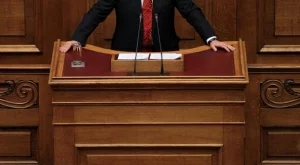 Пенсиите препънаха преговорите в Гърция