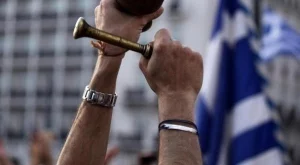 Гръцкият парламент гласува новото кредитно споразумение