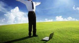 Все повече фирми декларират данъци онлайн