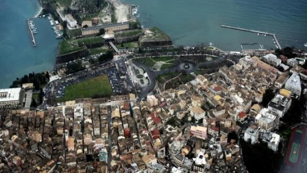 Немски политик призова германците да почиват в Гърция