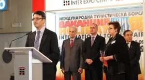 2012/02/16/0418123001380584987