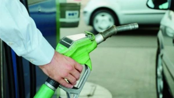 Бензинът и дизелът поскъпнаха рекордно
