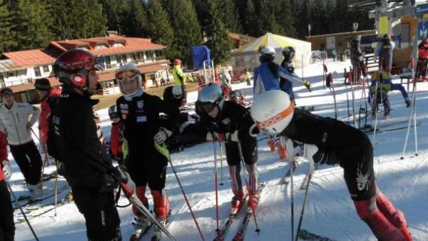 Турската преса рекламира зимните ни курорти