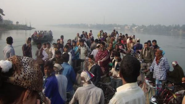 Милиони индийски работници излизат на стачка