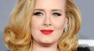 С прическа като на Адел