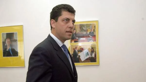 Милен Велчев: Търсим купувач на Булгартабак