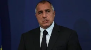 Константинов си отива, ако не влезе в час