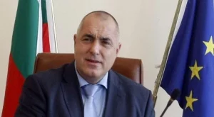 Премиер и министри тръгват на проверки в магазините