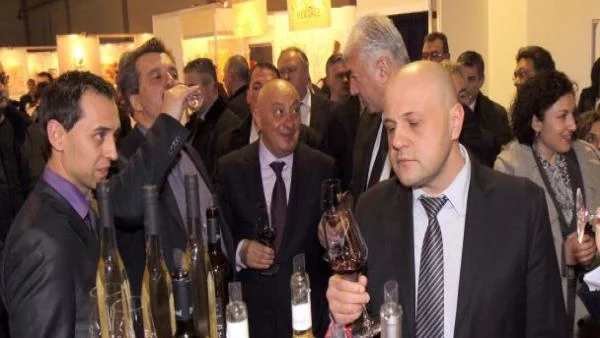 Виното остава любима напитка на българина