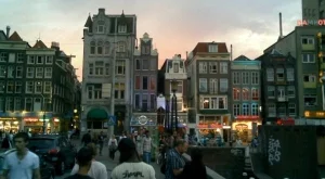 2012/03/15/0746310001380583494