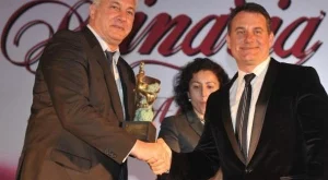 2012/03/19/0146392001380583296