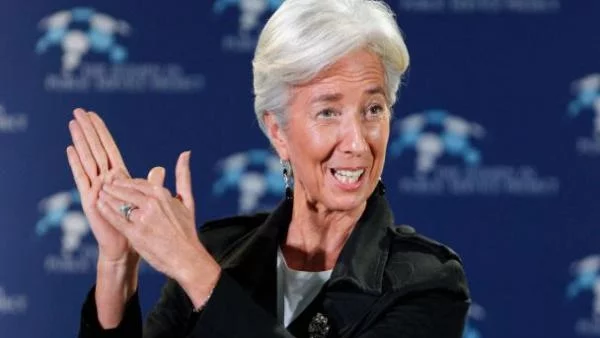 Лагард: Светът се отдръпва от финансовата бездна