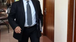 2012/03/23/0462091001380582975