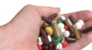 Браншът: Ключът за по-евтини лекарства е в ръцете на Касата