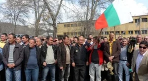 2012/04/01/0008369001380582562