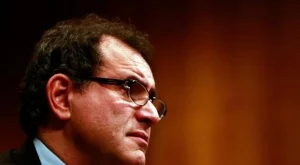 2012/04/03/0470751001380582417