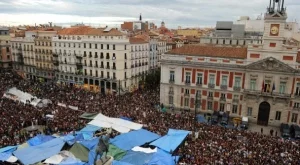 2012/04/03/0818242001380582414