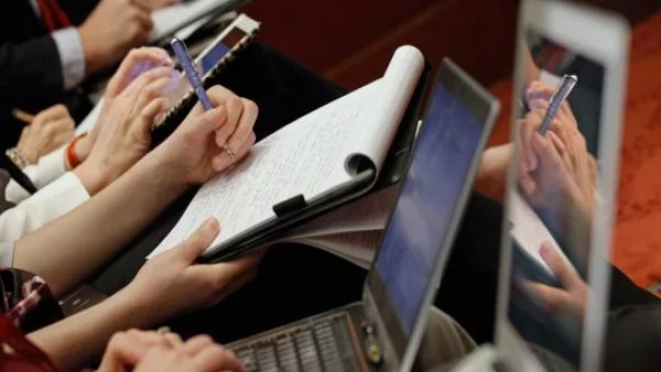 Онлайн рекламата бележи разцвет на Острова