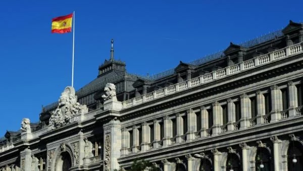 Испания изключва външна помощ