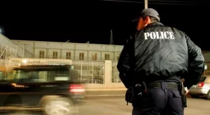 В Гърция дават под наем полицаи