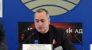 2012/04/09/0581366001380582156