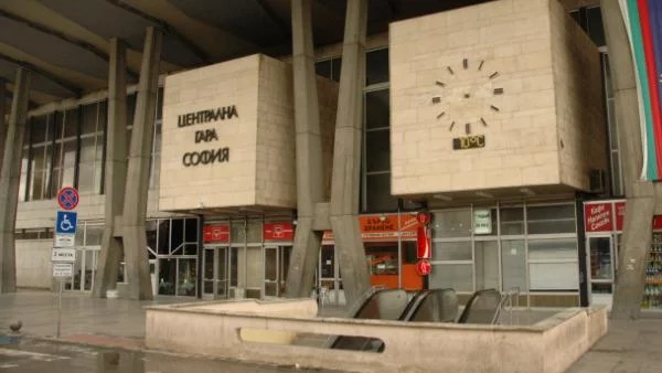 Влагат 30 млн. лева в обновяването на Централна гара