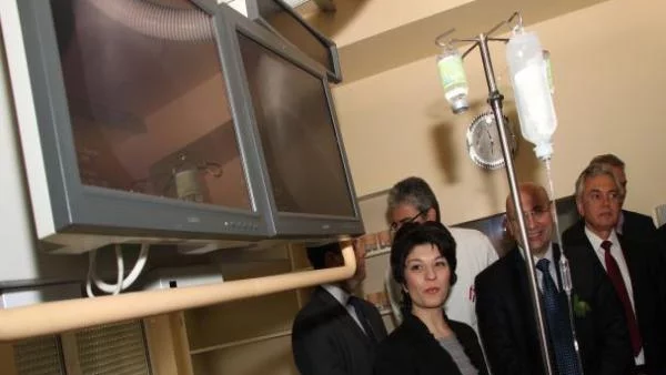 Атанасова стяга шефовете на задлъжнели болници