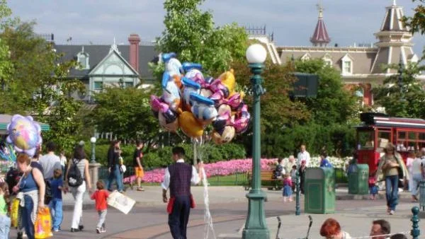 Франция е най-груба към туристите