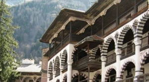 2012/04/17/0133762001380581803