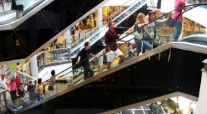 Очакваме първите тематични молове